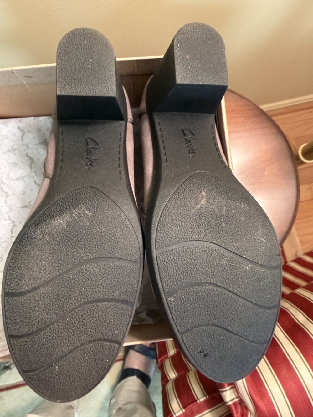 Clarks Gray Booties NIB - Picture 6 of 8